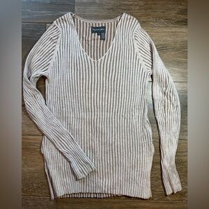 Michael Stars (Anthropologie) ribbed V-Neck sweater size Large